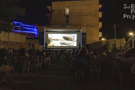 3o EVIA FILM PROJECT:Σείστηκε από φωνές τρόμου το σινεμά στην προβολή της ταινίας «Τα σαγόνια του καρχαρία», μισό αιώνα μετά την αρχική της έξοδο στους κινηματογράφους (1975)